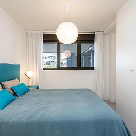Exclusive 3-bedroom Designed For Enjoying The Mediterranean Lifestyle * Εστεπόνα