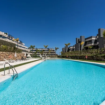 Exclusive 3-bedroom Designed For Enjoying The Mediterranean Lifestyle Διαμέρισμα *